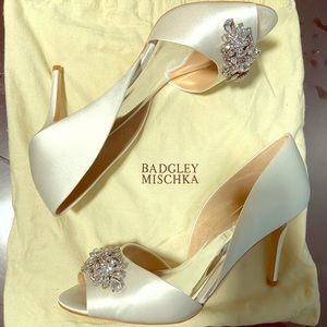 Badgley Mischka White Satin Pump with Crystals